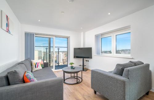 Woolwich Riverside Apartment | Skyvillion - London River Thames Top Floor Apartments by Woolwich Ferry, Mins to London ExCel, O2 Arena , London City Airport with Parking