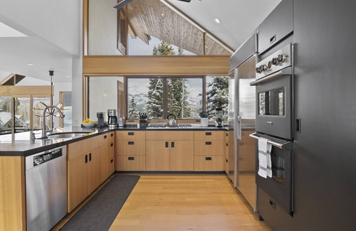 Mountain Village House | Slopeside Chalet 4 Bedroom Home by RedAwning