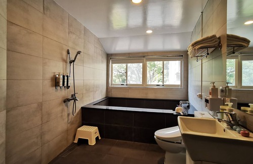 Jiaoxi Hotel | Slow Wow Hot Spring Hotel