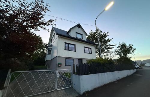 Strendur Apartment | Small cozy rental unit in Strendur Centre