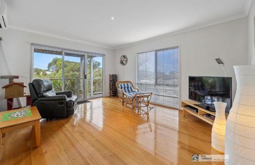 Smiths Beach House | Smiths Beach Walk