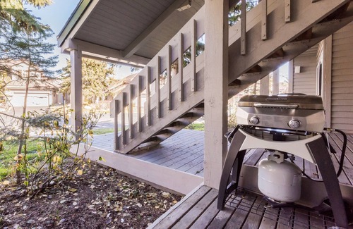 Mammoth Lakes Condo | Snowcreek 613 Phase IV