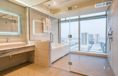 Muharraq Hotel | Solymar Hotel & Beach