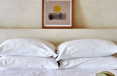 Montauk Hotel | Soothing Seashore Terrain! Beachfront Hotel with Pool, Free Parking & Breakfast!