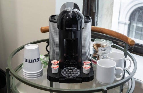 Center City East Apartment | Sosuite Micro Studio w Shared W D Gym Lounge