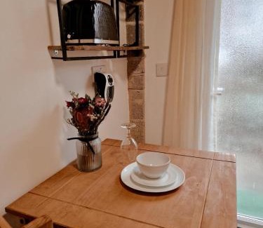 Boscombe Apartment | Southbourne Garden Cottage