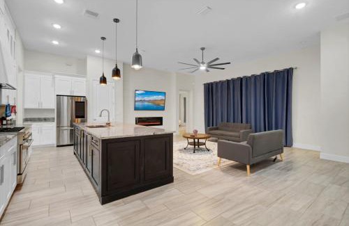Wedgefield House | SpaceX BY R4 Shared Bath