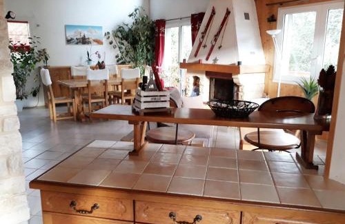 Saint-Sorlin-d'Arves Apartment | Spacieux duplex 8/9 personnes, ski aux pieds, parking privé, proche télésiège Soleil - FR-1-417-130