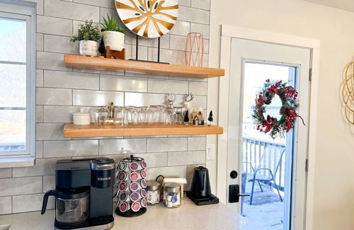 Lincoln House | Spacious 3bed/2bath Home by downtown & UNL. Fire pit and Ping Pong & Swing set!