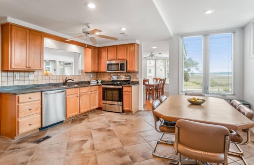 Saint Helena Island House | Spacious 4 Bed, 3 Bath Home in Prime Location w/Breathtaking Marsh Views