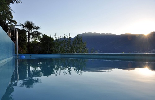 Gerra Apartment | Spacious 41/2 room apartment with pool and fantastic views