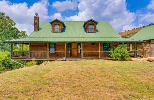 Medicine Park House | Spacious Cabin with Views, Near Lake Lawtonka!