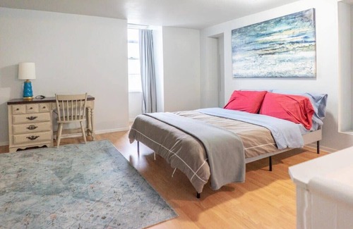 Benton Park House | Spacious & Comfy in the heart of STL