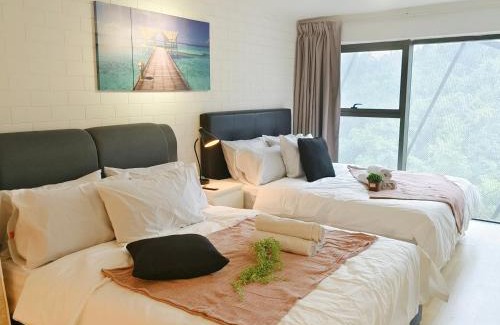 Damansara Perdana Apartment | Spacious Duplex 4~8pax ~ 1U, IKEA, the Curve