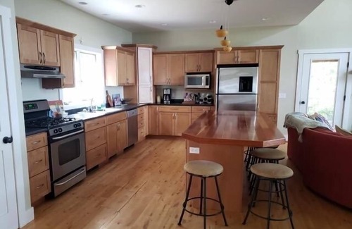Beaver Island House | Spacious home with Lake Michigan views and beach. With Optional 2-bedroom suite.