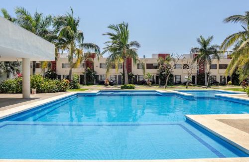 Acapulco House | Spacious house with Acapulco club