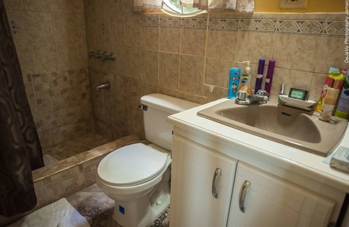 Ocho Rios House | Spectaculer View at Columbus Heights