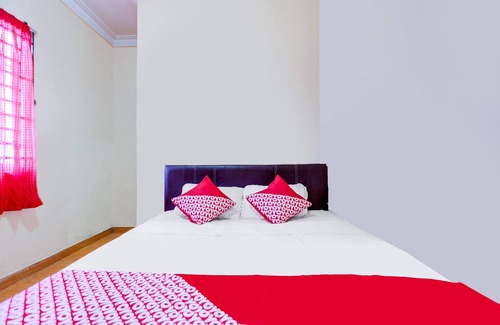 Kesawan Hotel | SPOT ON 91885 Wisma Heksa