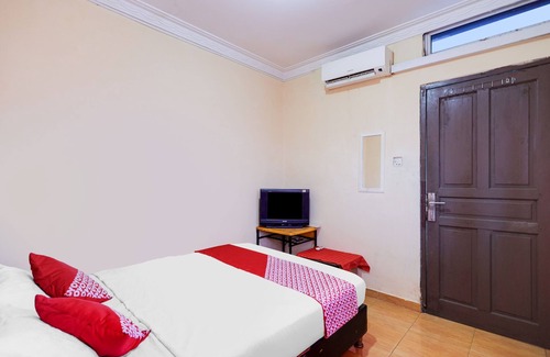 Kesawan Hotel | SPOT ON 91885 Wisma Heksa