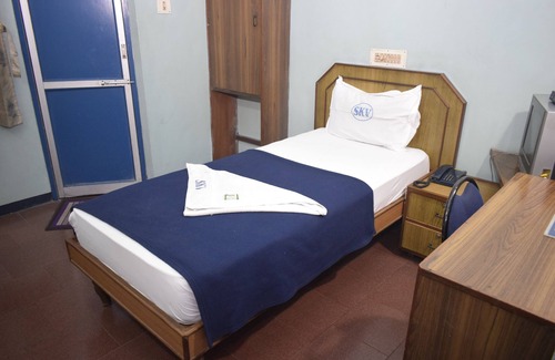Gopalapuram Hotel | Sri krishna Vilas