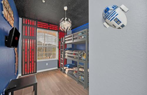 Windsor Palms House | Star Wars Themed Home at Windsor Palms