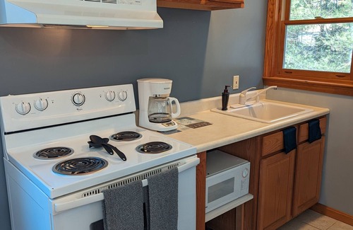 Underhill Apartment | Stargaze & Snuggle Studio RetreatnReconnect with Nature, Embrace Simplicity