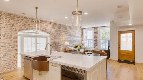 French Quarter Apartment | State St A by AvantStay Heart of French Quarter