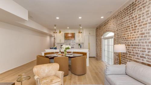 French Quarter Apartment | State St A by AvantStay Heart of French Quarter