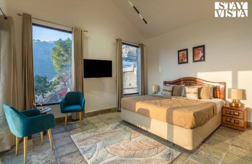 Kasauli Villa | StayVista at Ridge of Twilight 4bhk with Jacuzzi & Valley View in Kasauli