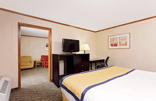 Kalamazoo Hotel | Staywell Inn