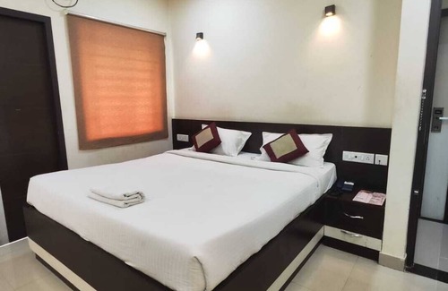 Parthasarathy Puram Hotel | Stayz Inn T.Nagar