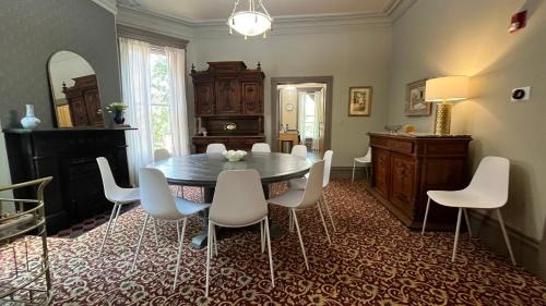 Ohio City Hotel | Stone Gables Inn