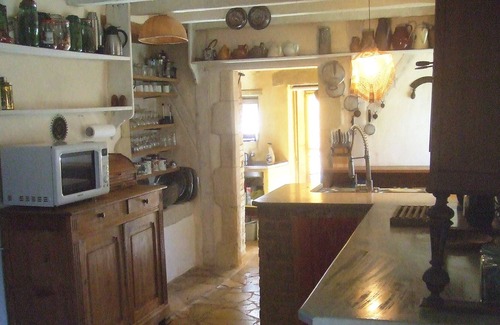 Montvendre Cottage | Stone house with swimming pool, in a green setting, facing the Vercors.