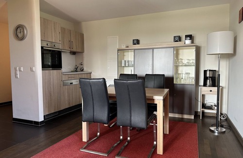 Wremen Apartment | Strandnahe, Hundefreundliche Ferienwohnung mit Sauna, Terrasse und Strandkorb