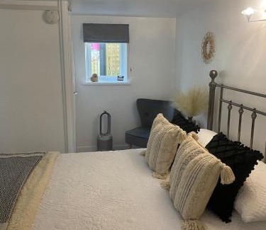 Newport Apartment | Studio 114