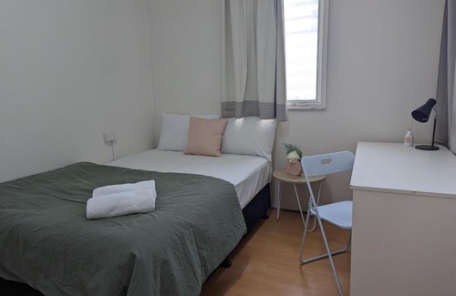 Adelaide Central Business District Hotel | Studio 15 Wright Lodge