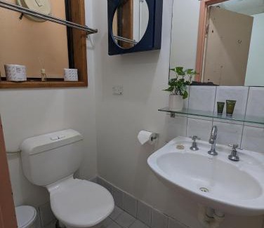 Adelaide Central Business District Hotel | Studio 15 Wright Lodge