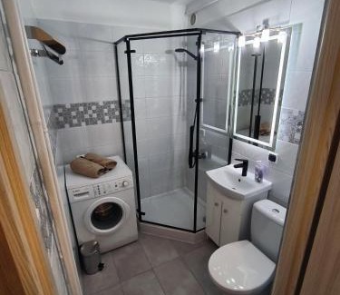 Elk Apartment | Studio 2 Apartment