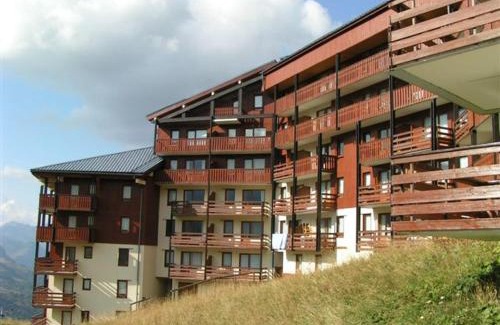 Reberty Apartment | Studio avec lit clos savoyard et coin montagne au pied des pistes - FR-1-452-101