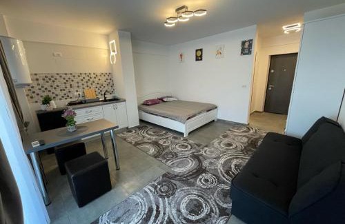 Saturn Apartment | Studio Benny Gold