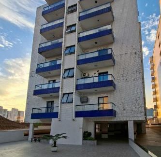 Guilhermina Apartment | Studio com conceito aberto - reformado e com tudo que você precisa