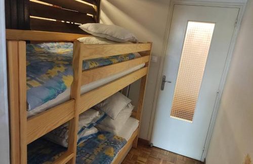 Le Sauze Apartment | Studio confortable au pied des pistes avec terrasse - FR-1-804-55