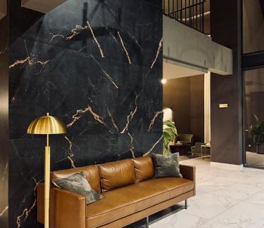 Leon Apartment | Studio Near Poliforum and Downtown