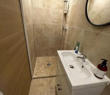 Manosque Apartment | Studio neuf
