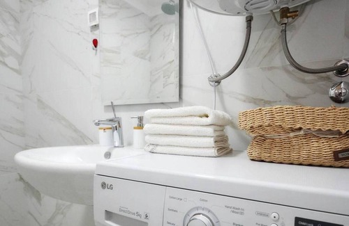 Dobrota Apartment | Stunning 1-bed Apartment in Kotor