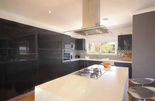 Vila do Bispo Villa | Stunning 4 Bedroom Villa with Sea Views Sleep 10