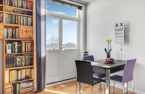 Copenhagen SV Apartment | Stunning Apartment In København Sv
