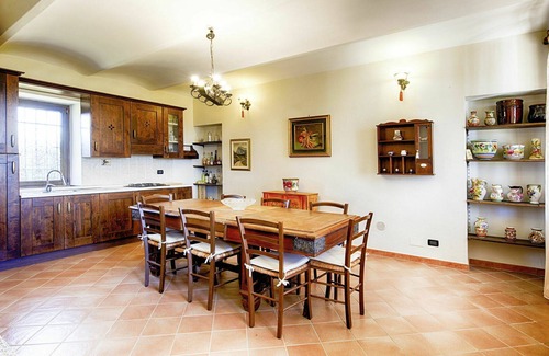 San Damiano dʼAsti House | Stunning private villa for 9 people with A/C, WIFI, private pool, TV, patio and pets allowed