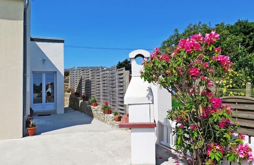 Le Ru House | Stunning private villa for 6 people with WIFI, TV and terrace
