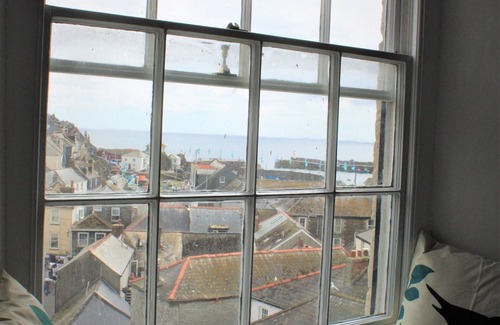 Mevagissey Cottage | Stunning Sea/Harbour Views in a Beautiful Stone Built Cottage - Village Location